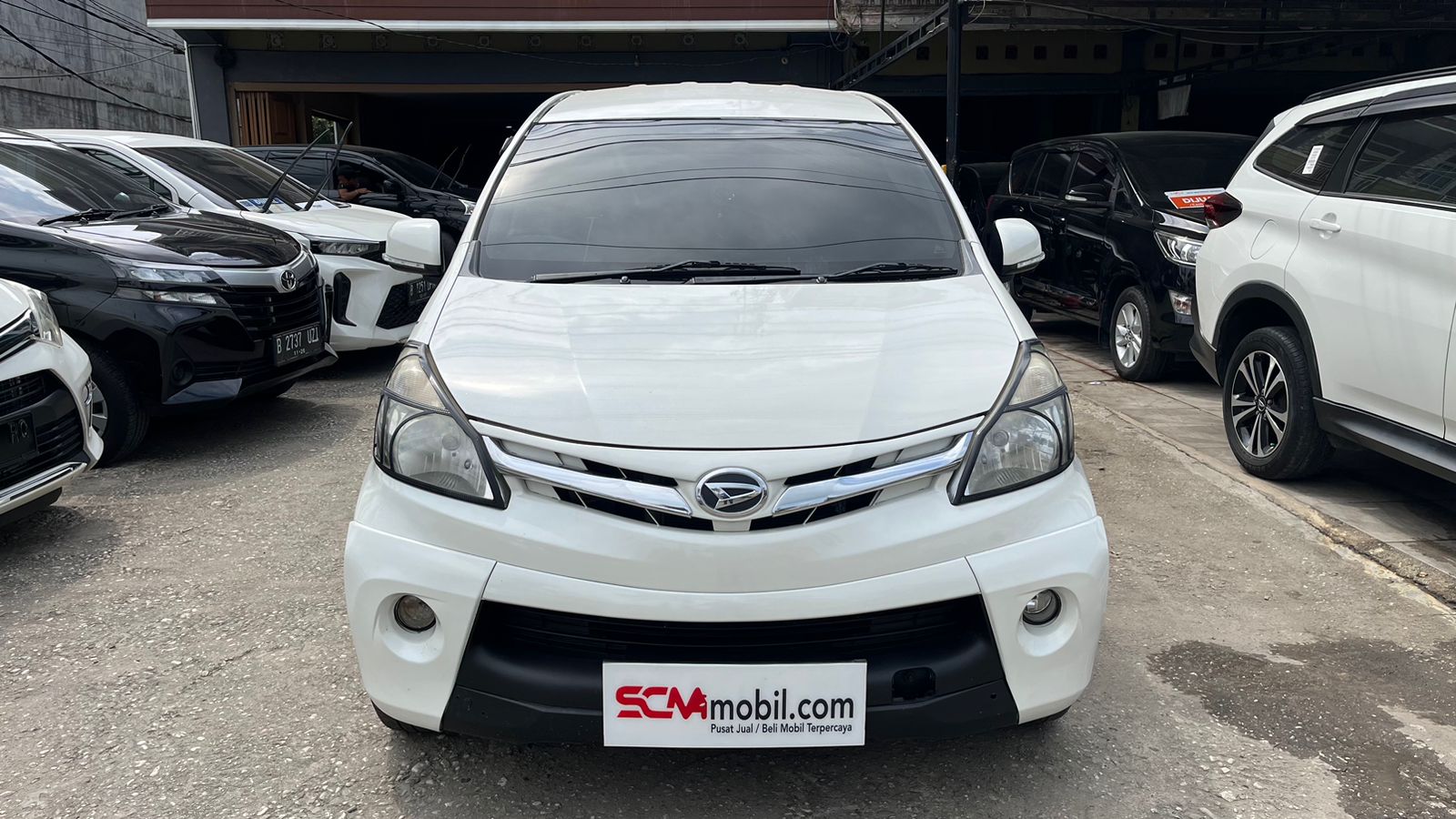 Daihatsu Xenia M/T 2012