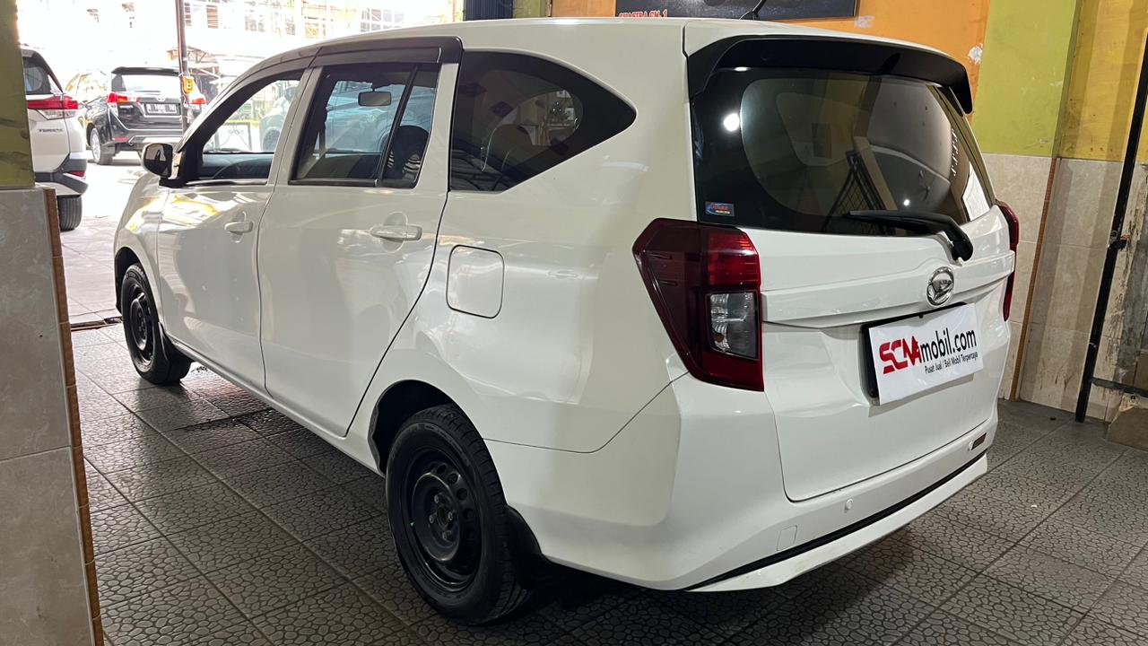 Daihatsu SIGRA 1.2 X 2021