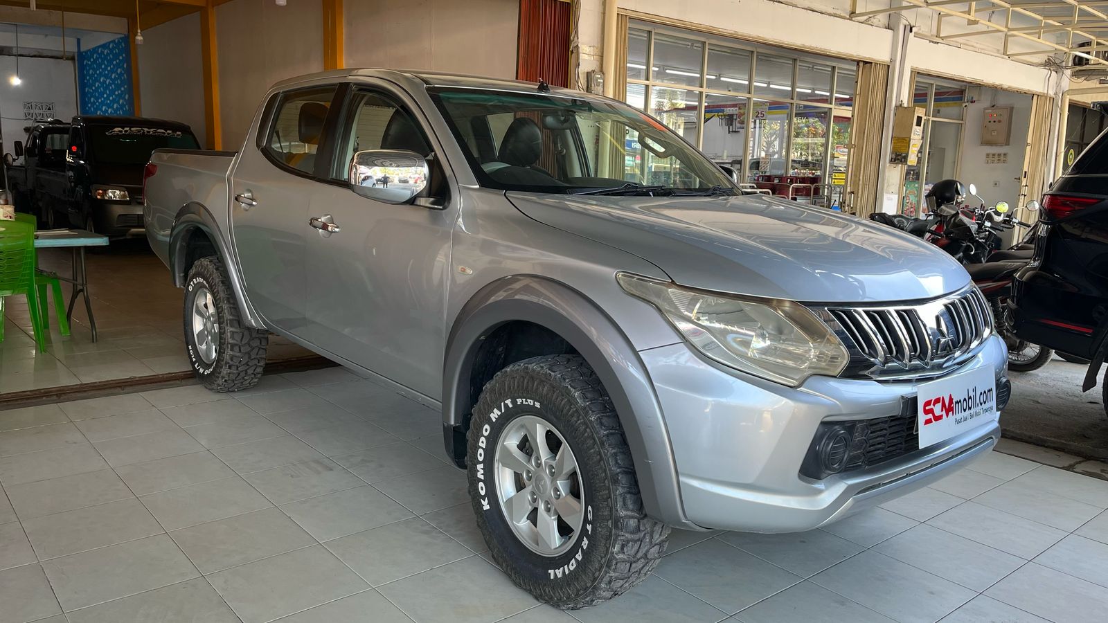 Mitsubishi TRITON 2.5L DC GLS 2016