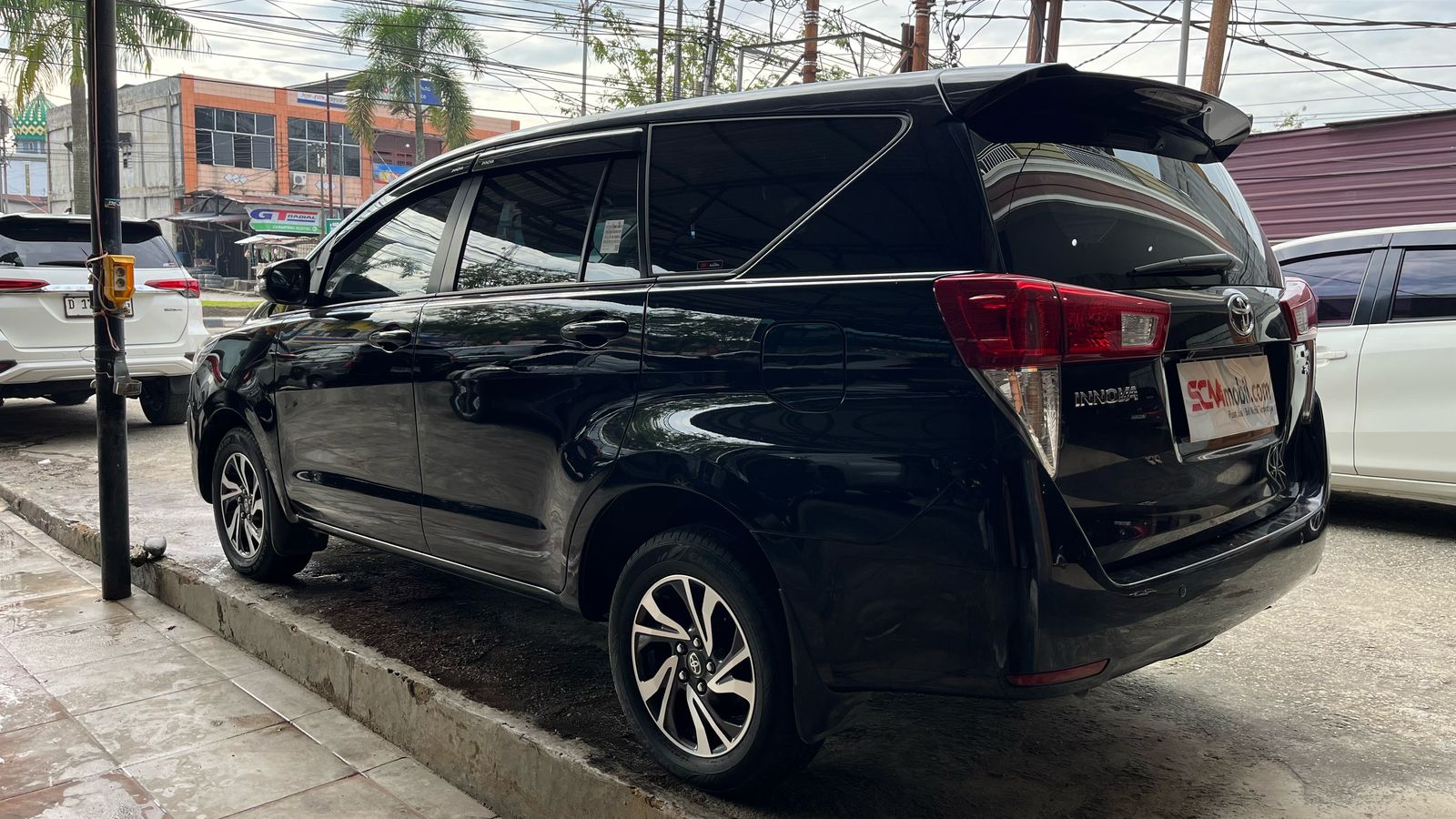 Toyota KIJANG INNOVA 2,4 G 2023