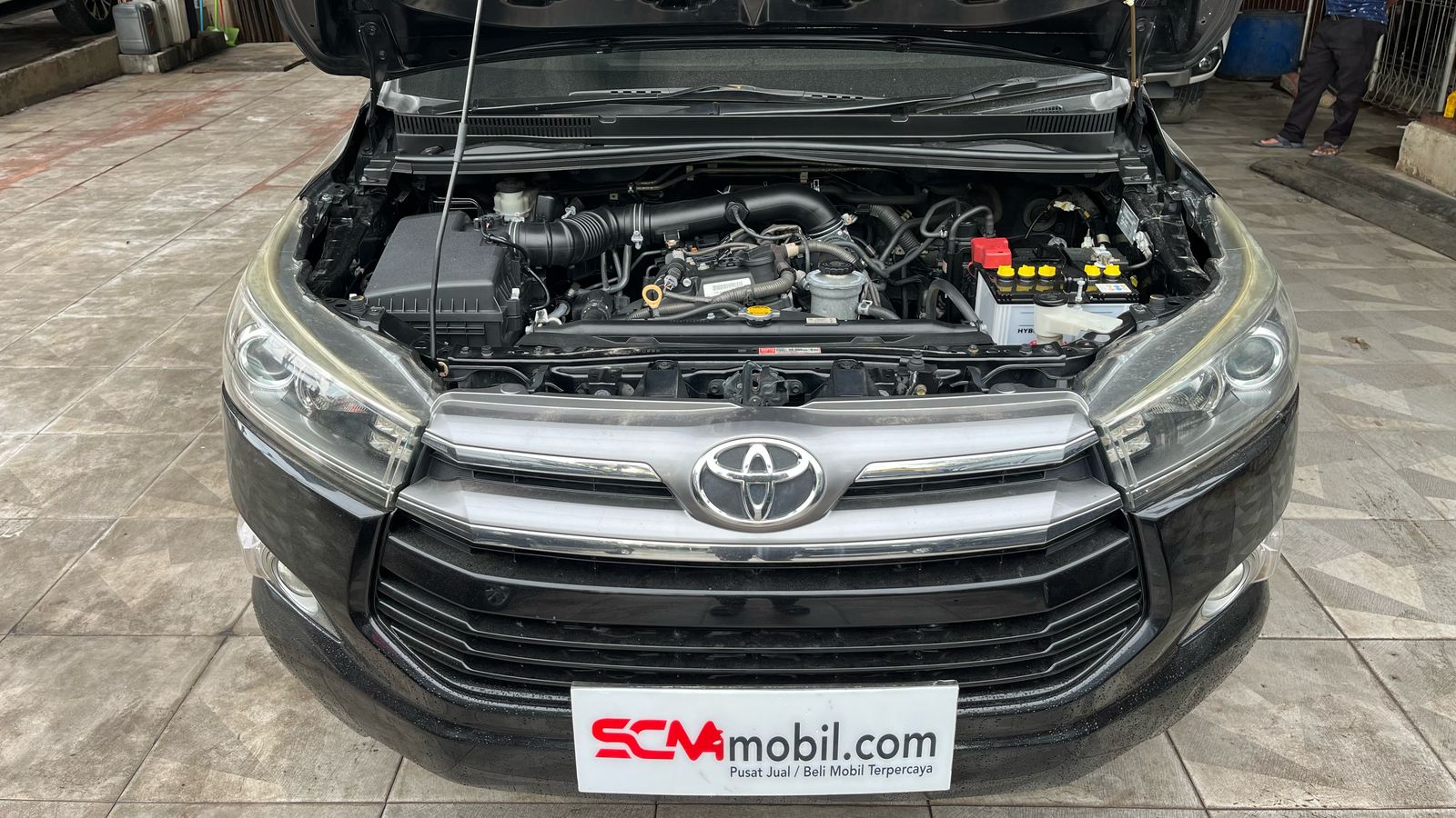 Toyota INNOVA 2.0 Q 2016