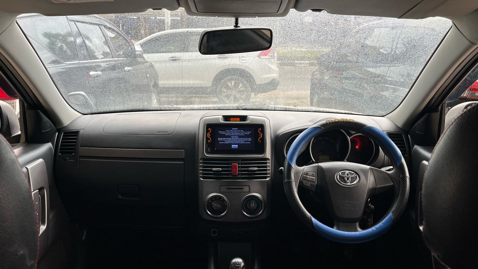 Toyota RUSH 1,5 G 2015