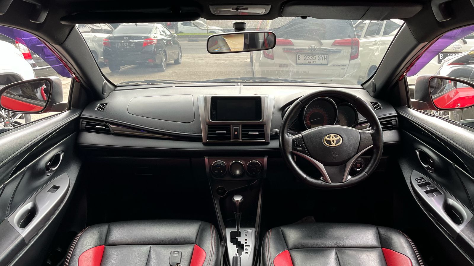 Toyota YARIS 1.5 S 2016