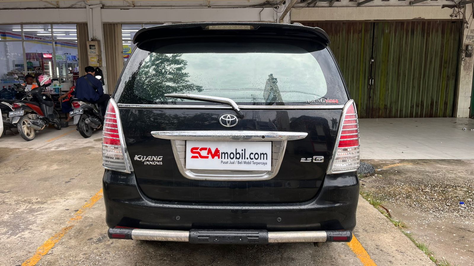Toyota KIJANG INNOVA G 2010