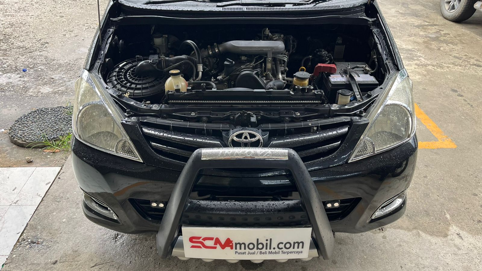 Toyota KIJANG INNOVA G 2010