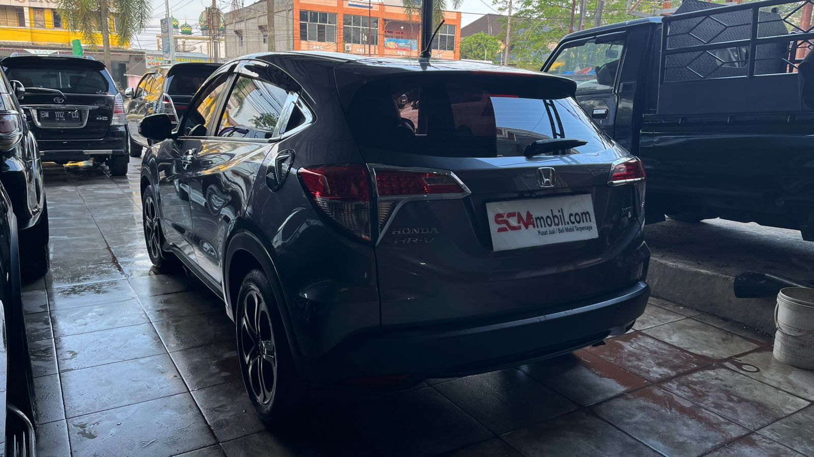 Honda HR-V RU1  1.5 E CVT CKD 2015