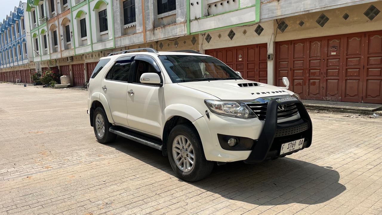 Toyota FORTUNER  2.5 G 2014