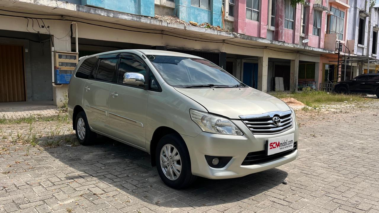 Toyota KIJANG INNOVA G DIESEL 2012