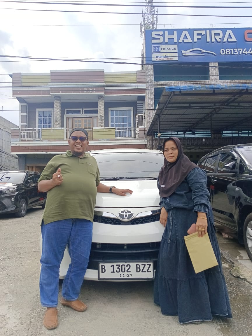 Toyota AVANZA VELOZ 1.5 AT 2012