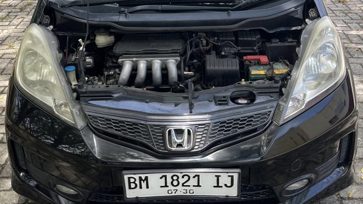 Honda JAZZ 1.5 E AT 2012