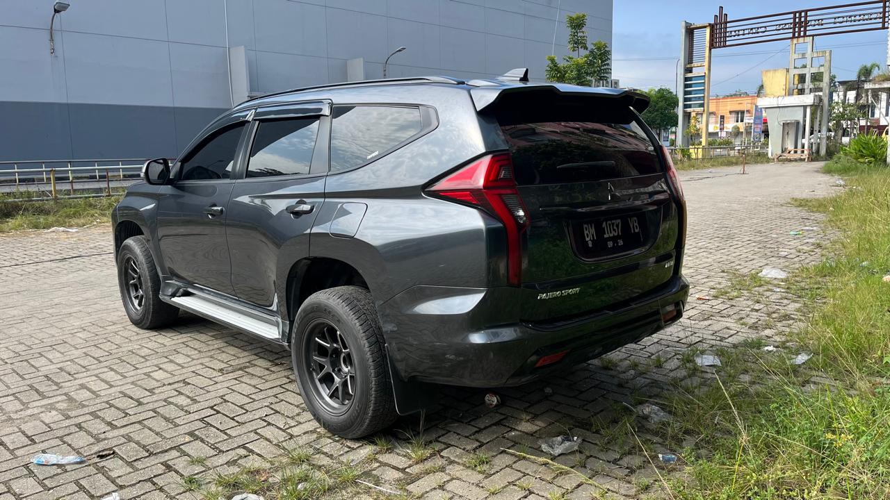 Mitsubishi PAJERO SPORT 2.4L DAKAR  2021