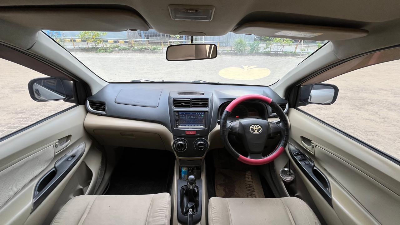 Toyota AVANZA  1.3 G  2014