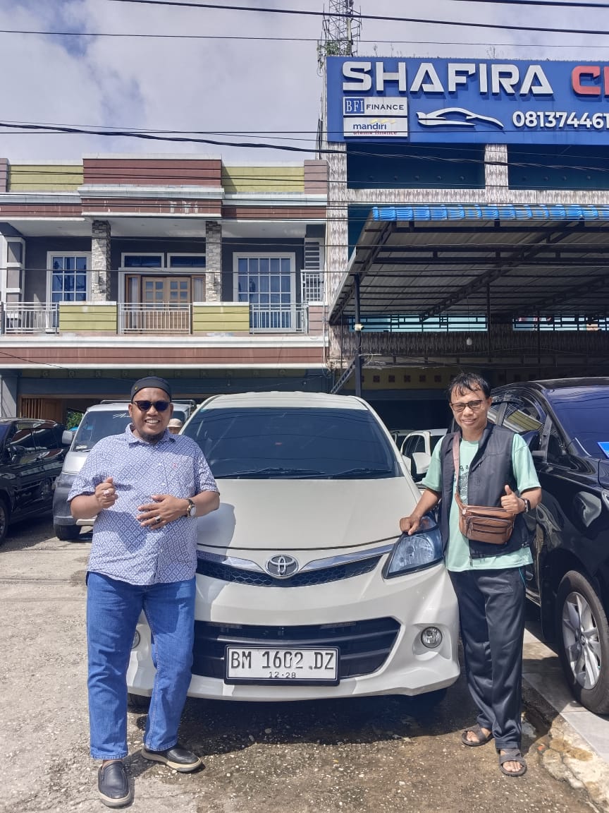 Toyota AVANZA VELOZ 1.5 A/T 2013