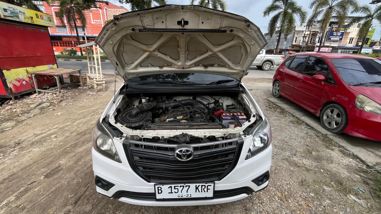 Toyota KIJANG INNOVA G 2014