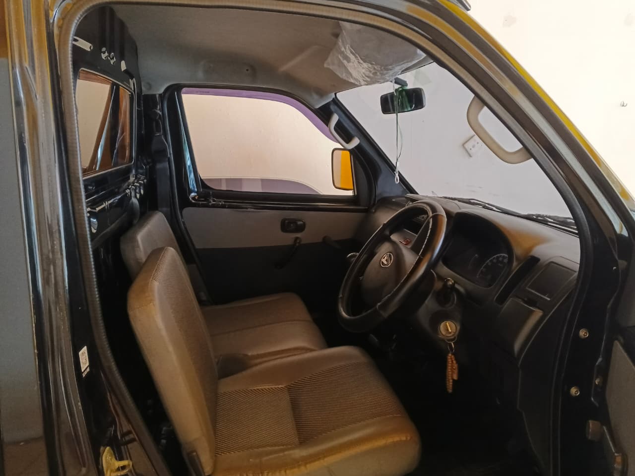 Daihatsu GRANMAX . 2022