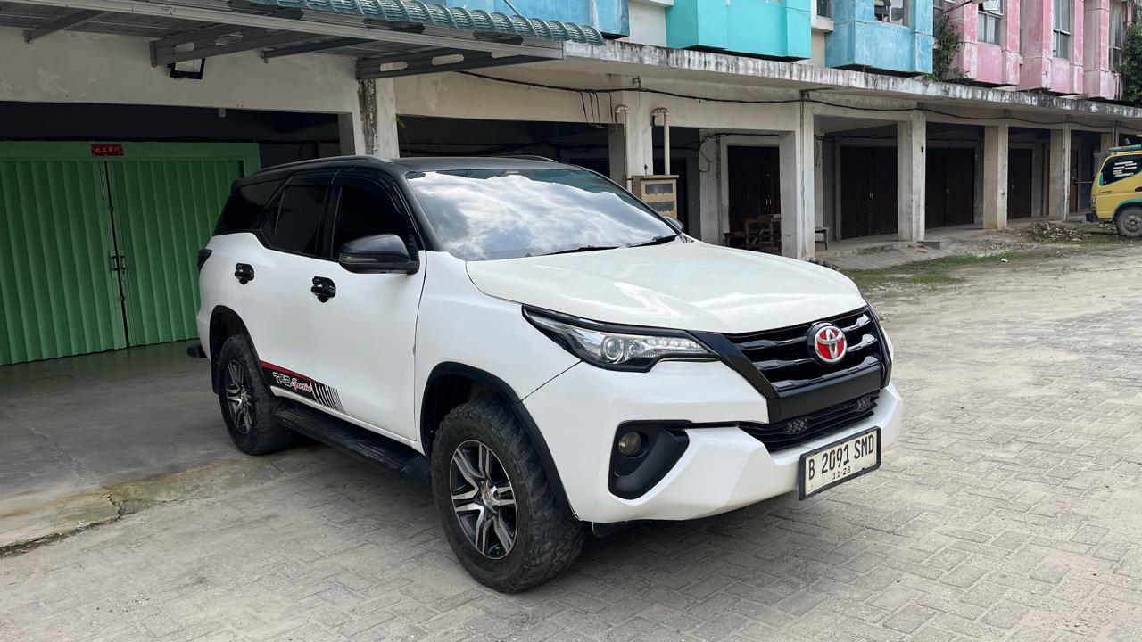 Toyota FORTUNER  2.4 G 2018