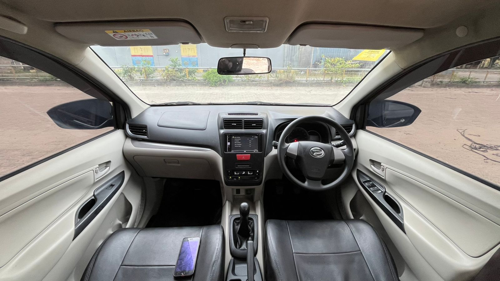 Daihatsu XENIA DELUX 2021